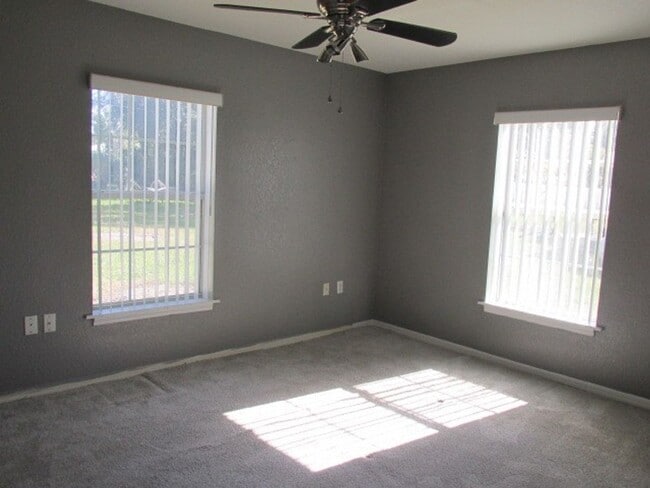 Photo - Spacious 3 bedroom 2 bath duplex