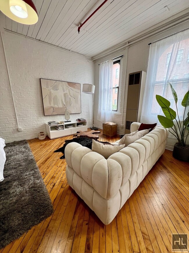 Clock Tower Industrial Loft Studio w/ Pool, Sauna, Rooftop Greenhouse & More Near South Bronx Wat...