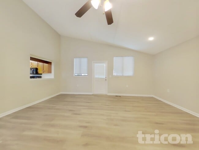 Photo - 6971 Springwood Dr