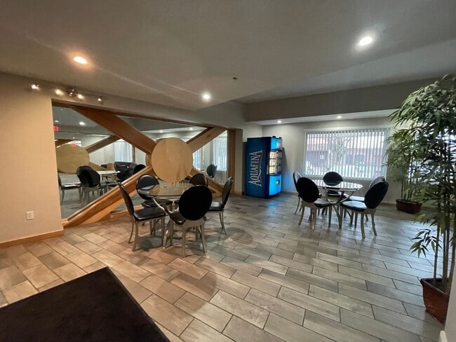 Photo - 2222 Detroit Ave Unit #909