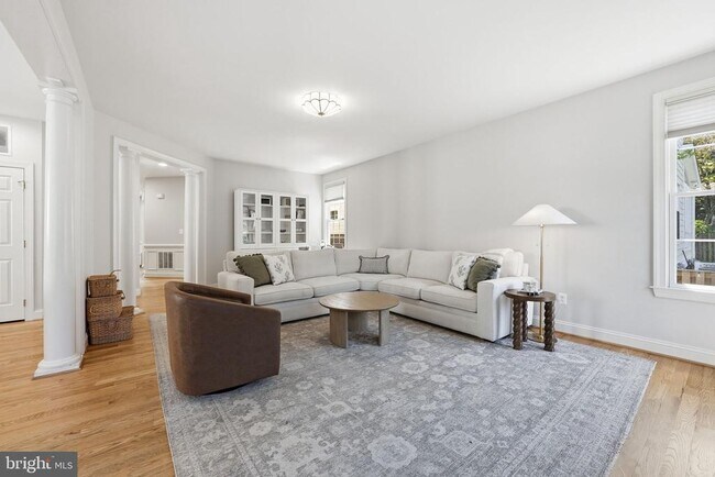 Photo - 6235 22nd St N