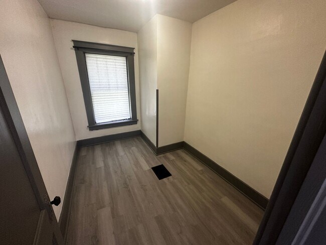 Photo - 5727 King Hill Ave St. Joseph, MO 64504 Unit 5727 1/2 King Hill Ave St. Joseph, MO 64504