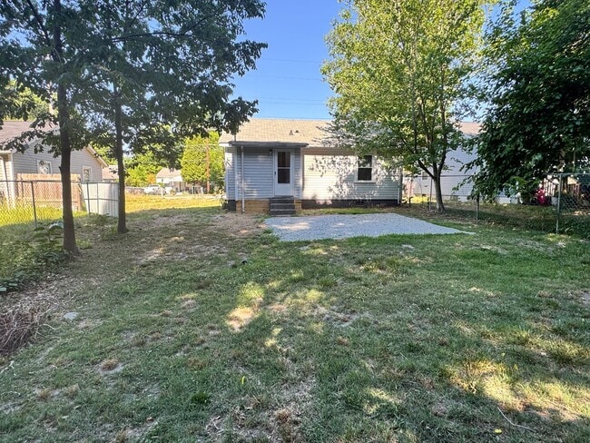 Photo - 2 Bedroom, 1 Bathroom House in High Point!
