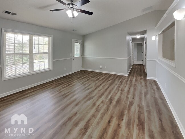 Photo - 140 Pebble Ridge Dr