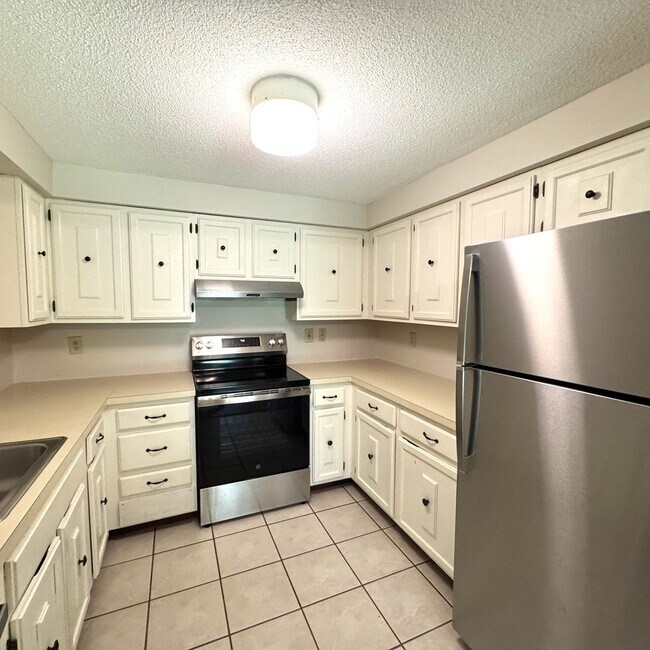 9-11 Oakview Dr Unit 11 Oakview Drive
