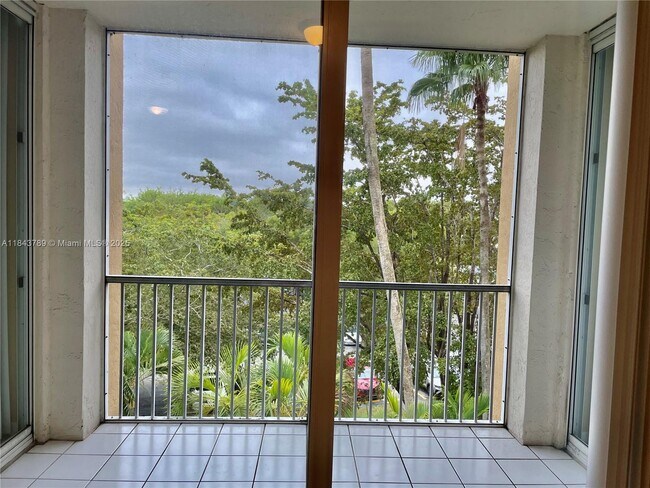 Photo - 9805 NW 52nd St Unit 411