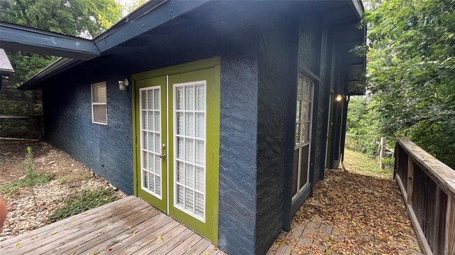 Building Photo - 6103 Hyside Dr Rental