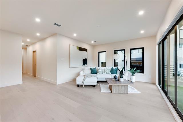 Photo - 1622 Sylvan Ave