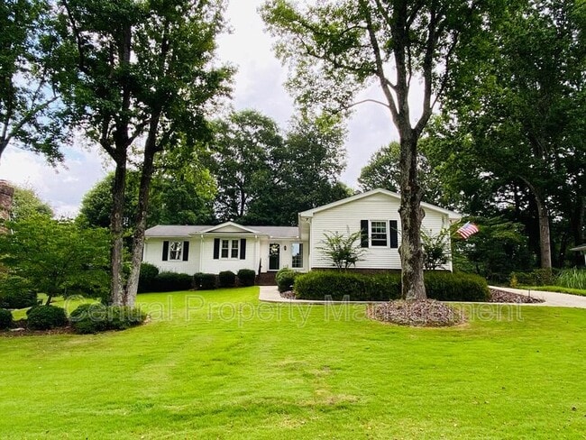 Building Photo - 4724 Coach Hill Dr