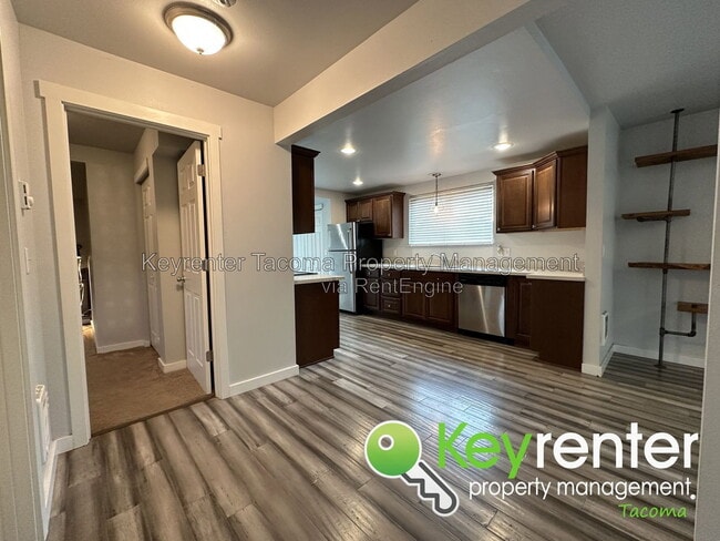 Photo - 1402 E 52nd St