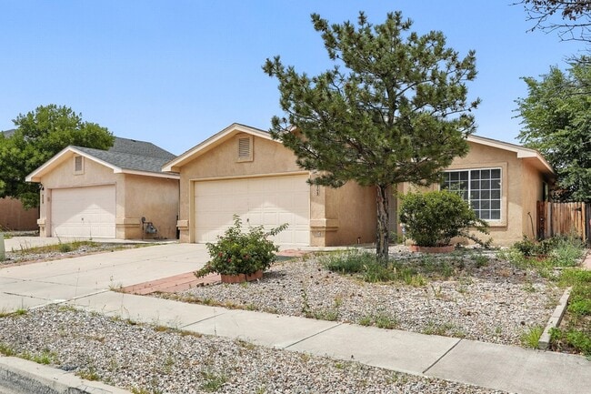 Photo - 6505 Evesham Rd NW