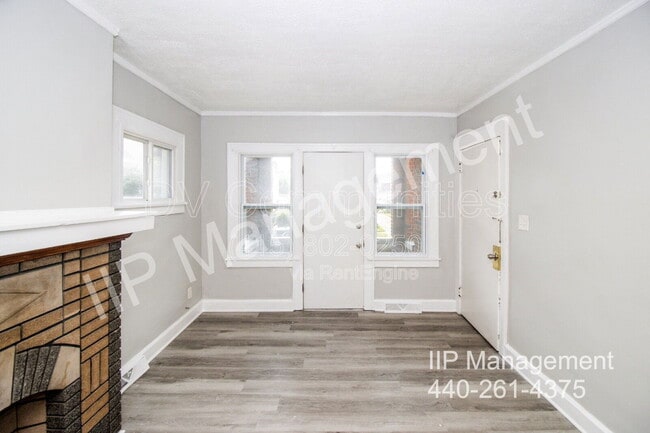 Photo - 3188 W 111th St Unidad 1