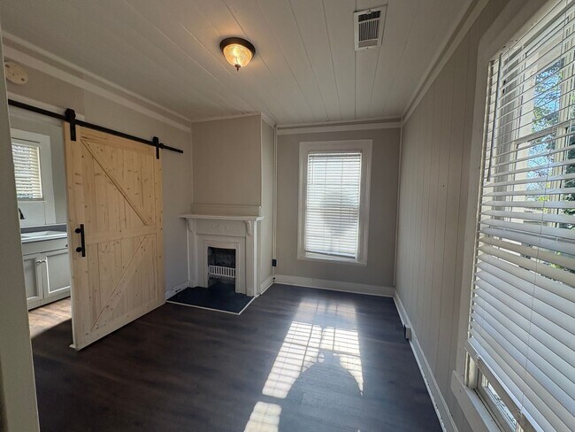 Photo - 1020 Adams St Unit 3