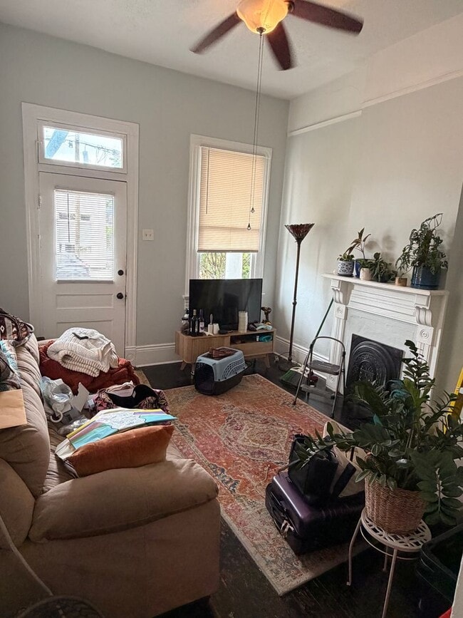 Photo - Spacious 1BD Shotgun, Uptown with Backyard!