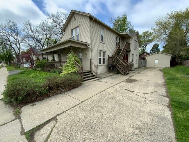 Photo - 43 Southbound Gratiot Ave Unit 1