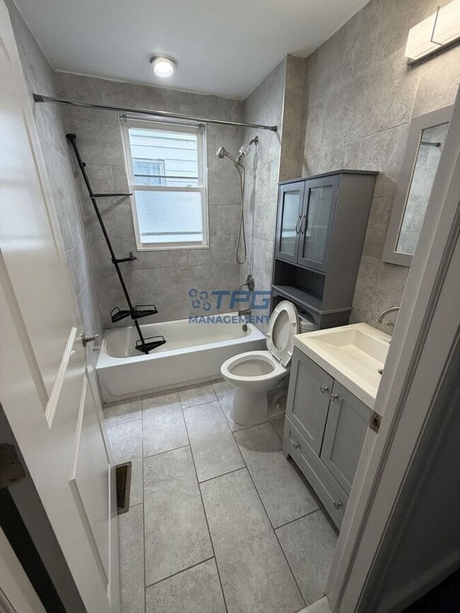 937-939 Pennington St-1R