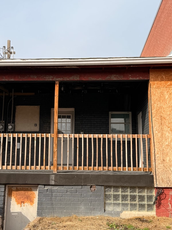 Building Photo - 211 5th St