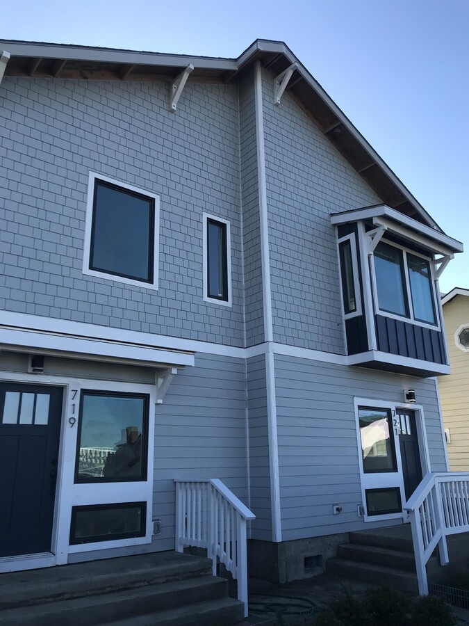 Photo - 719 NW 2nd St
