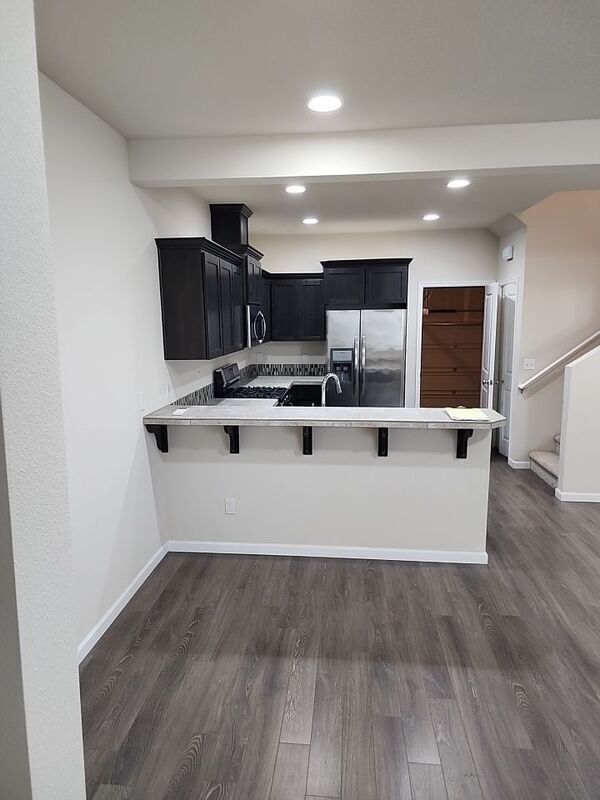 5743 Joynak St S Townhome Townhome Rental in Salem OR