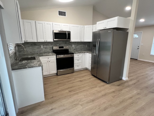 Photo - 7224 Daggett Terrace