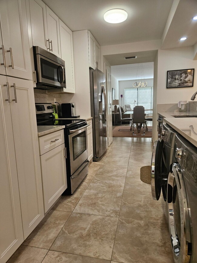 Photo - 900 Greensward Ln Unit 106-G
