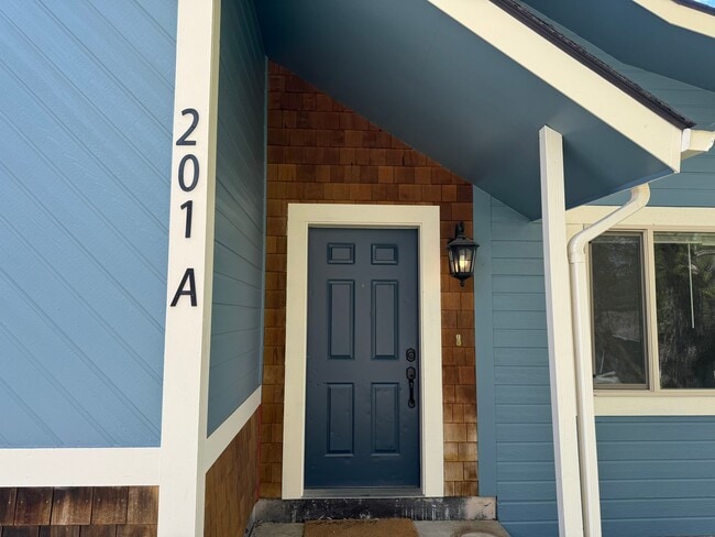 Photo - 201 Grandview Way Unit A