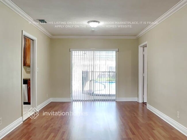 Photo - 1451 SW 10th St