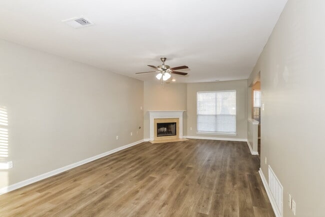 Photo - 7150 Hunter's Forest Dr