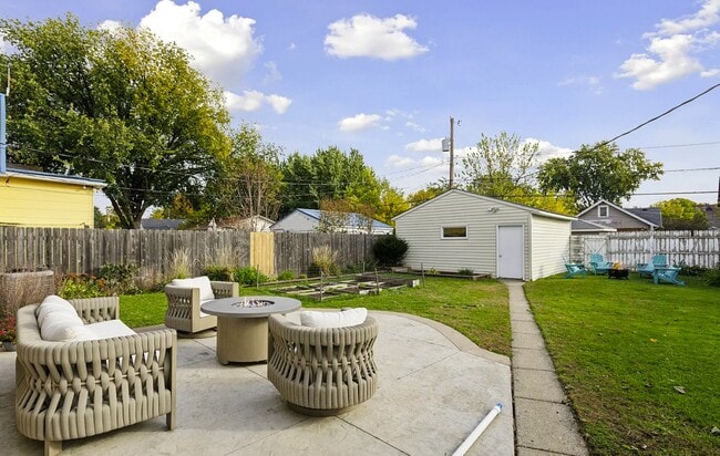 Photo - 5749 Pleasant Ave