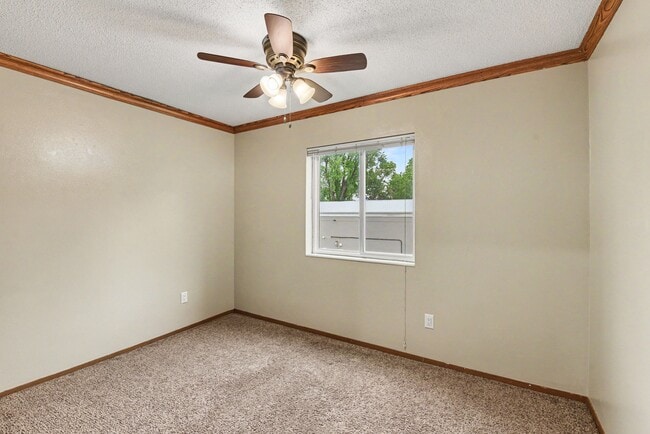 Photo - 1920 Locust St Unit 208