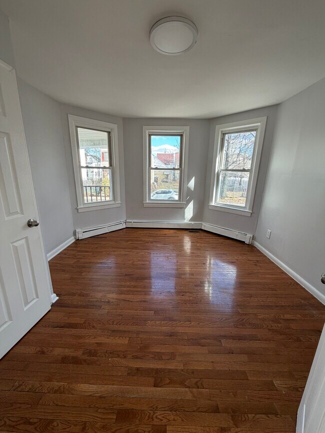 Photo - 75 N 15th St Unit 1