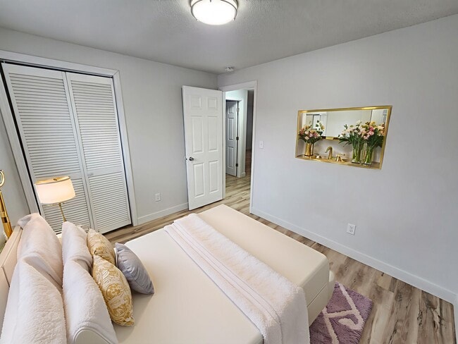 Mesa Heights Apartments