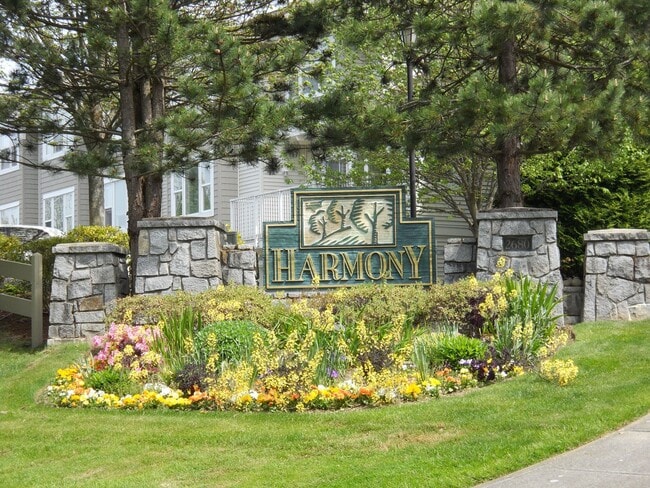 Photo - Bellevue Townhome! 2 Bedroom 2.5 Bathroom!...