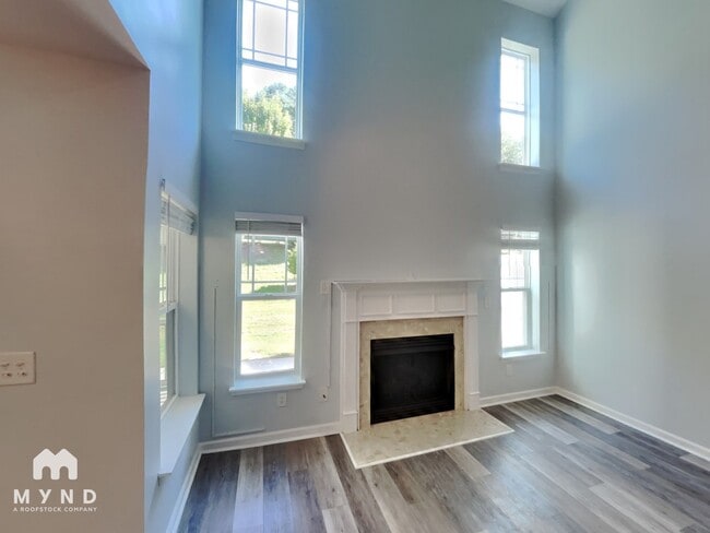Photo - 182 Red Admiral Ct