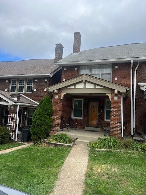 Front view of house - 9 Hollenden Pl Townhome