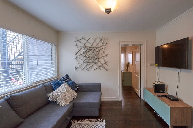 Photo - 1724 Lincoln Ave