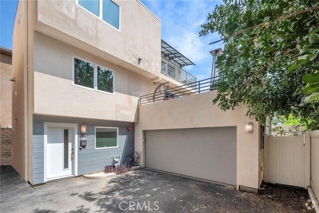 Building Photo - 16539 Vine Ter Rental