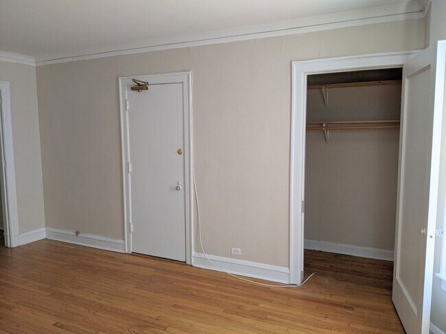 Photo - 905 Elmwood Ave