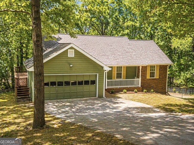 Photo - 217 Briarpatch Ct