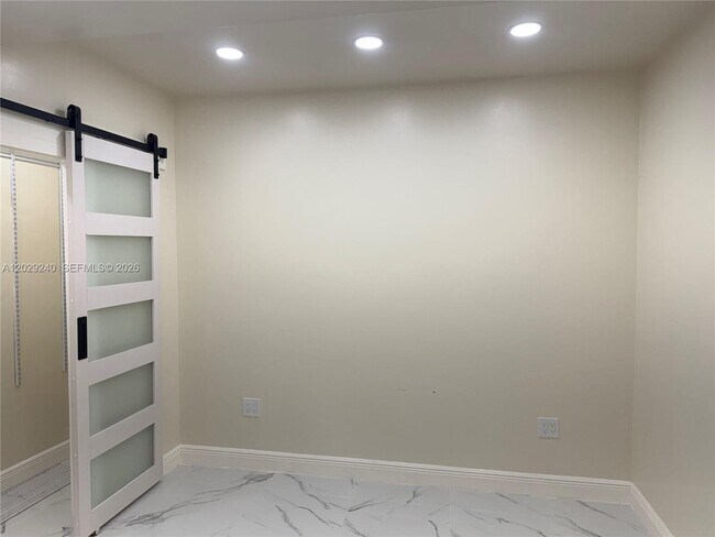 Photo - 11150 SW 160th Ct Unit B