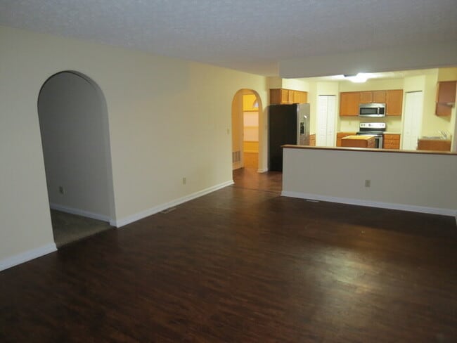 Photo - 5885 Katelyn Ln