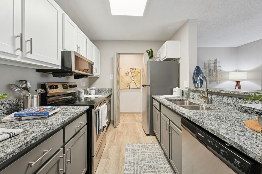 Magnolia Falls apartments — community photo