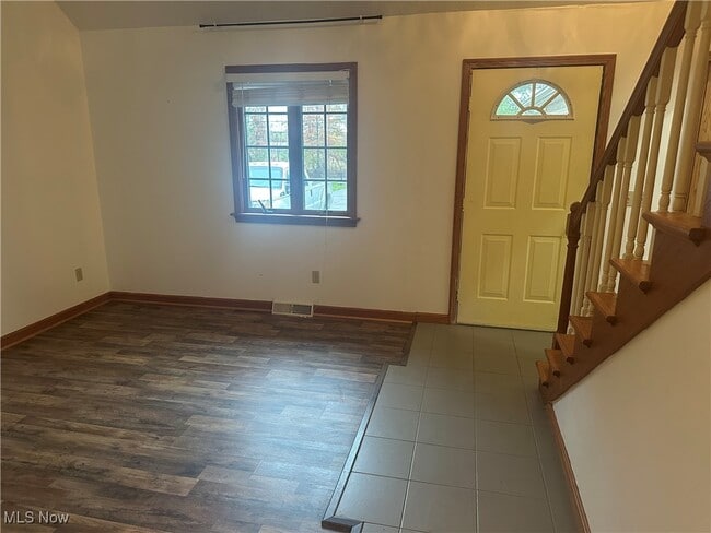 Photo - 3580 E Western Reserve Rd