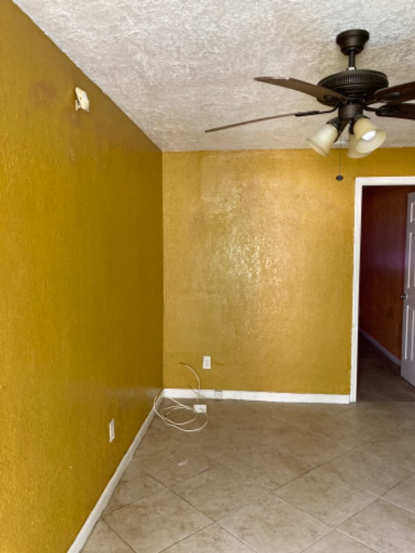 Photo - 1615 Avenue E Unidad B