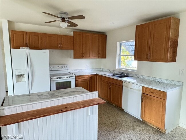 Photo - 345 Georgia Ln