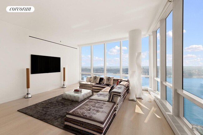 Photo - 15 Hudson Yards