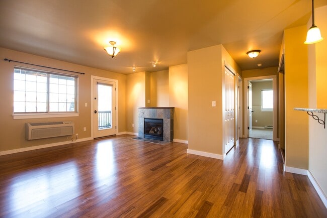 Photo - 4645 Bembrick St Unit 1D