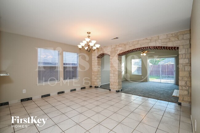 Photo - 2969 St Albert Dr