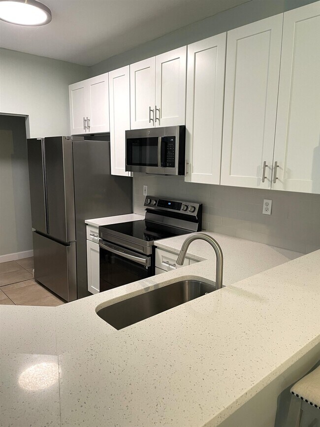 Photo - 510 Florida Club Blvd Unit 102