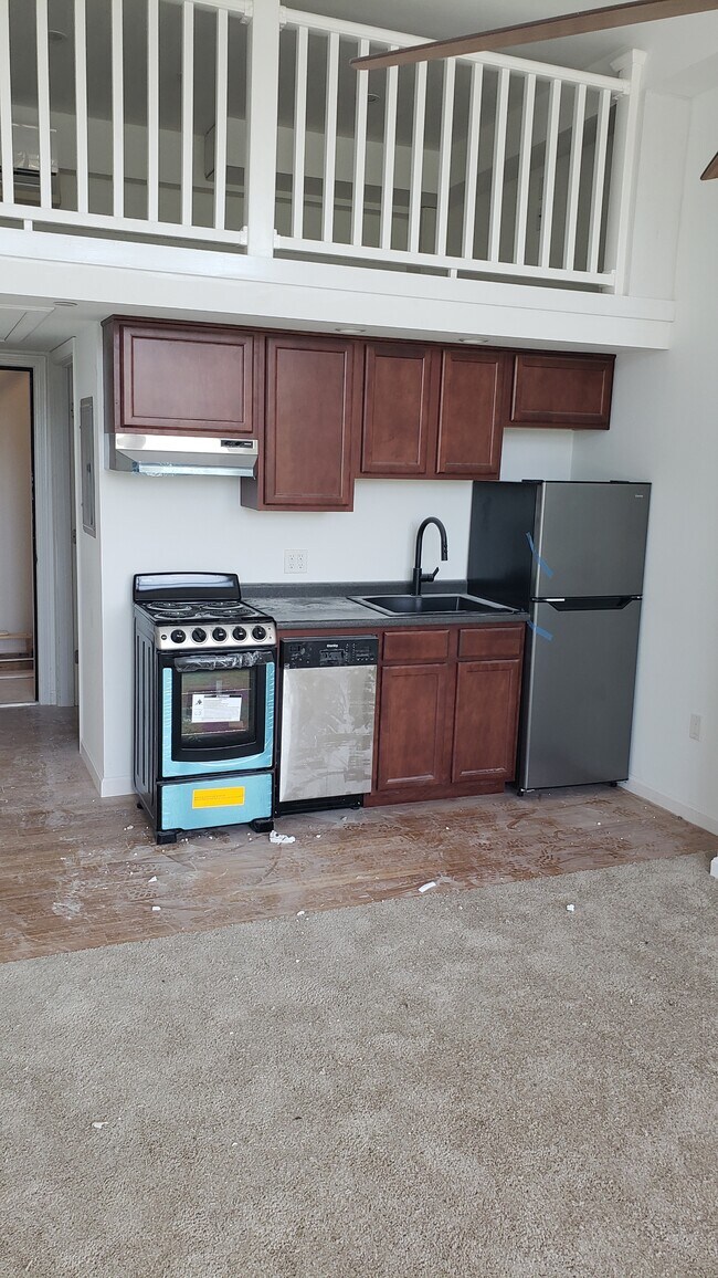 35 Third St Unit 1